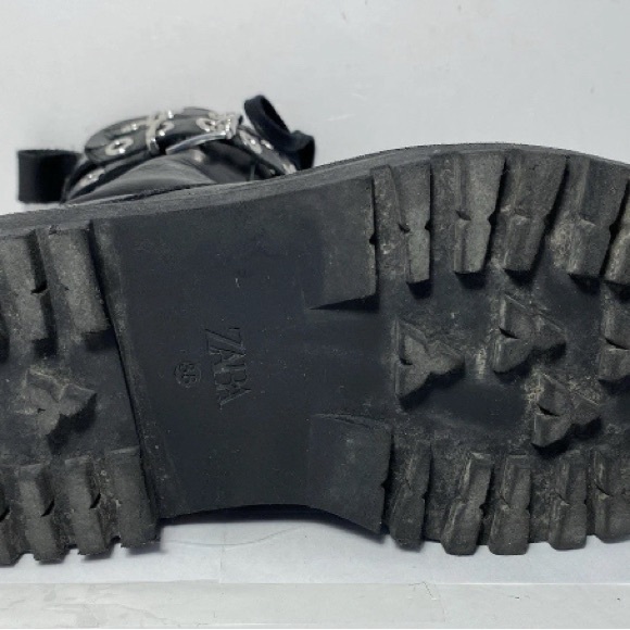 ZARA Black Leather Combat Boots Double Buckle Grommet Lace Up Lug Sole Size 7.5 - Picture 11 of 16